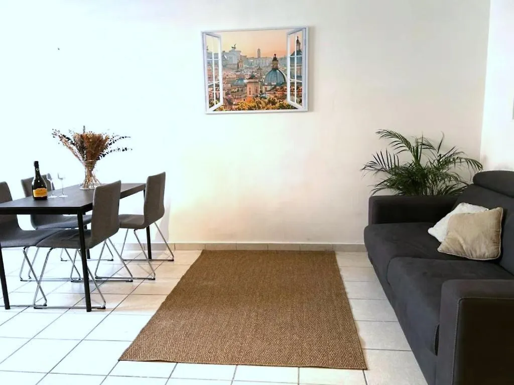 Appartamento Duplex Chic In Zona Trendy Roma
